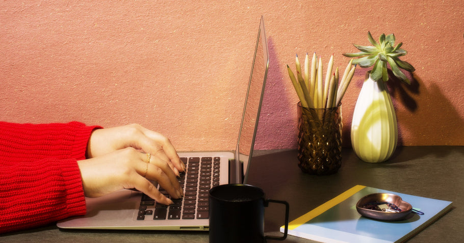 10 Desk Plants That Will Bring Your Office To Life