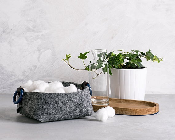 Small felt basket with navy handles and leather, desk organizer, catch-all storage, SB by loopdesignstudio