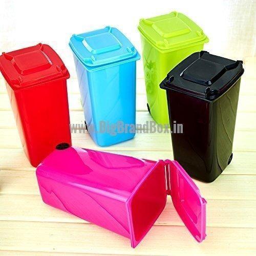 Small Trash Can Lid With Wheels